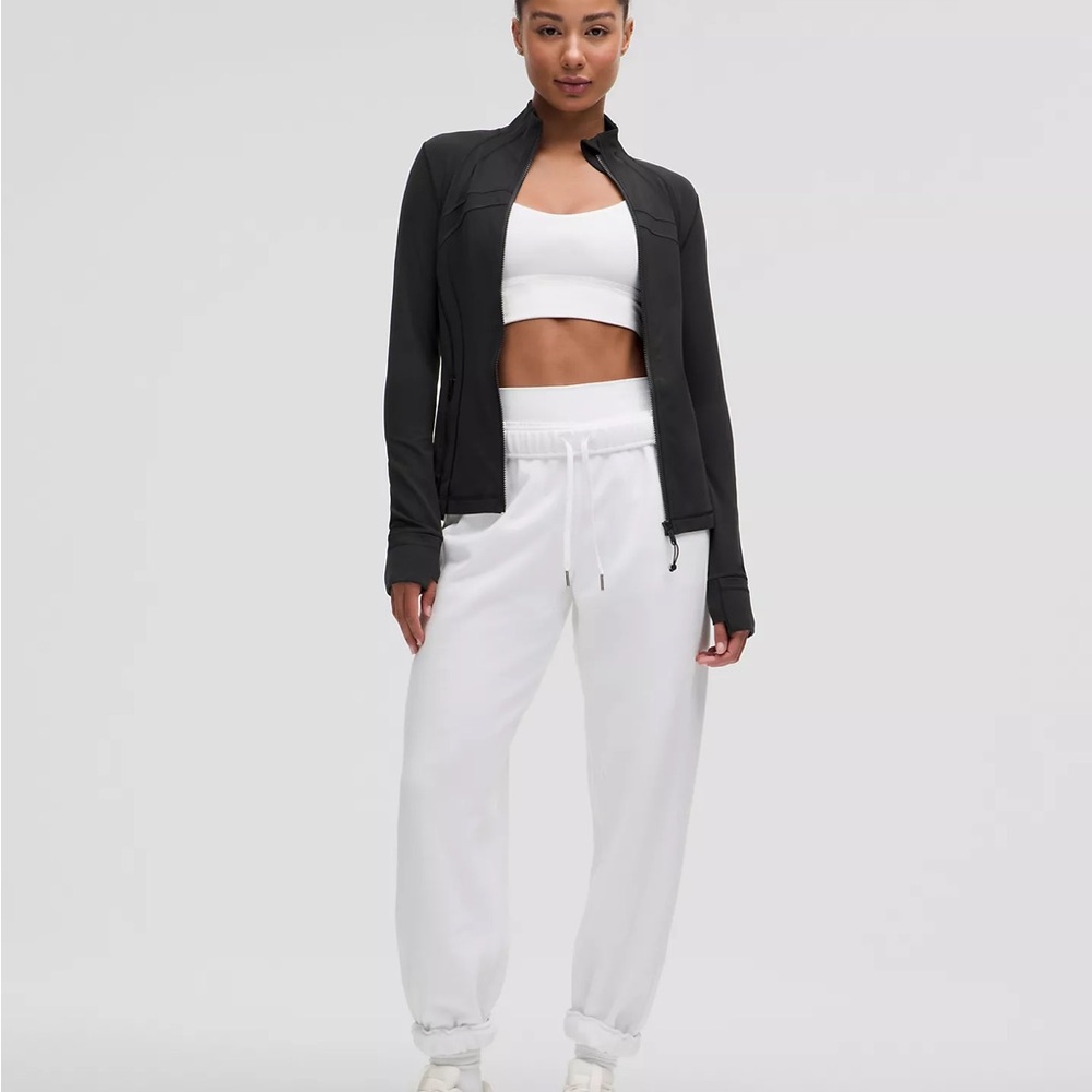 BNWT lululemon Define Jacket Nulu in Black